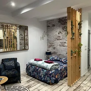 Du Rocher Climatisé Centre Historique Près Des Plages Appartement